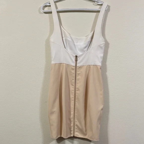 House of CB Two-Tone Lace-Up Nude and Cream Bodycon Dress Sz M - Picture 3 of 6